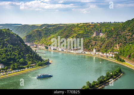 Blick von der Loreley nach St. Goarhausen, Deutschland Stockfoto