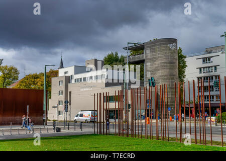 Das Dokumentationszentrum, Gedenkstaette Berliner Mauer, Bernauer Straße, Mitte, Berlin, Deutschland Stockfoto