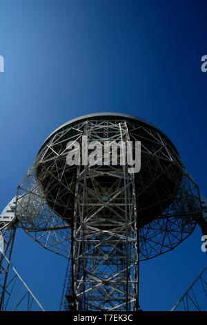 Ein Blick auf das Radioteleskop in Jodrell Bank, Cheshire Stockfoto