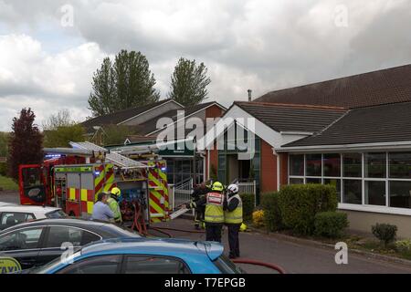 Cork, Irland, 6. Mai, 2019. Feuer im Commons Inn, Cork City. Cork City Feuerwehr tackeling ein Brand, der im Commons Inn brach um Stockfoto