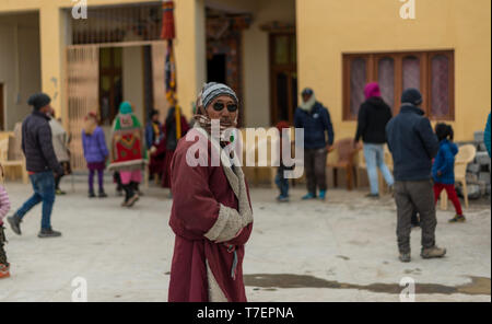 Spiti, Himachal Pradesh, Indien - März 24, 2019: Foto von himalayan alter Mann in spiti Stockfoto