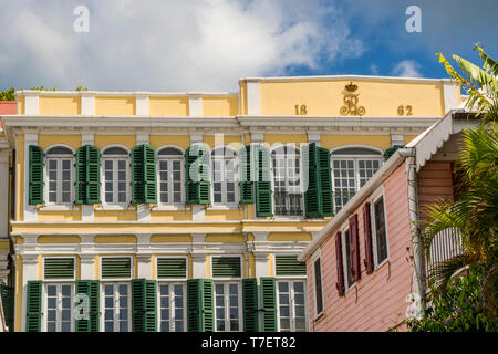 Historische Gebäude in der Innenstadt von Christiansted, St. Croix, US Virgin Islands. Stockfoto