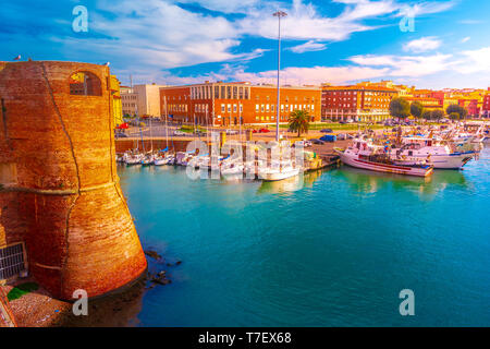 Fortezza Vecchia, Festung, Burg, Hafen, Livorno, Toskana, Italien Stockfoto, Bild: 110348765 - Alamy