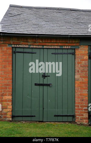 Die Diamond Jubilee Gebäude, die Alte Kohle Scheune und Alten Fire Engine House, Guilsborough, Northamptonshire Stockfoto