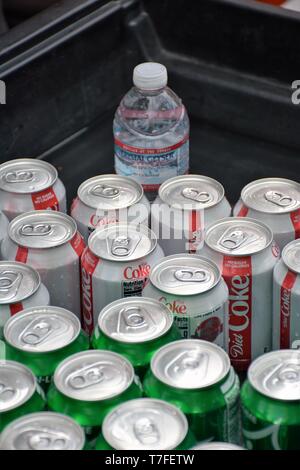 Soda und Wasser für den Verkauf an den heißen Messe in das Zentrale Tal von CA Stockfoto