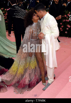 Priyanka Chopra und Nick Jonas an der Metropolitan Museum der Kunst Kostüm Institut Benefiz-gala 2019 in New York, USA. Stockfoto