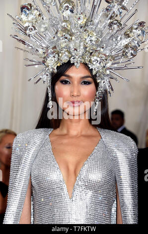 Gemma Chan an der Metropolitan Museum der Kunst Kostüm Institut Benefiz-gala 2019 in New York, USA. Stockfoto