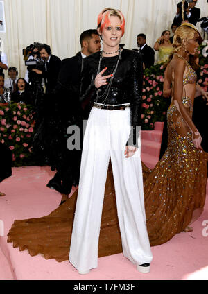 Kristen Stewart an der Metropolitan Museum der Kunst Kostüm Institut Benefiz-gala 2019 in New York, USA. Stockfoto