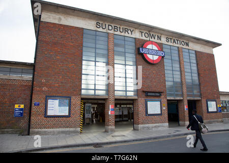 Sudbury Town U-Bahn-Station äußere Stockfoto