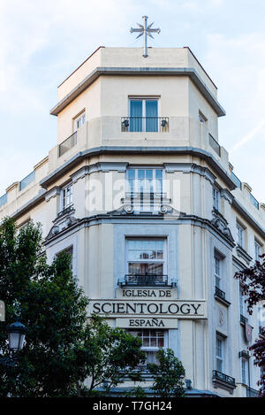 Madrid, Spanien - 14 April 2019: der Scientology Kirche Gebäude in Madrid. Scientology ist eine Religion, die 1954 von Science Fiction Autor erstellt wurde. Stockfoto