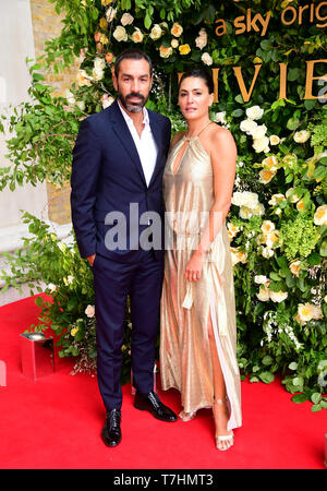 Robert Pires und Jessica Lemarie-Pires Teilnahme an der Saison zwei der Riviera Premiere gehostet bei Saatchi Gallery am 7. Mai-Serie 2 lüftet auf Sky Atlantik und JETZT TV 23. Mai - in London. Stockfoto