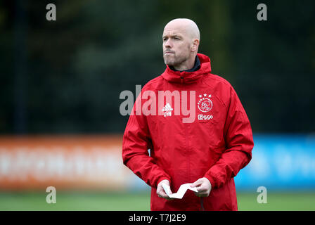 Ajax-manager Erik 10 Hag während einer Schulung bei Toekomst Training Ground, Amsterdam. Stockfoto