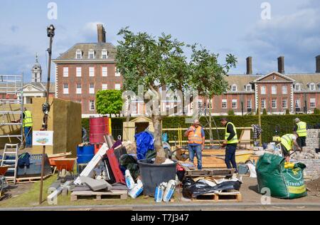 Selten gesehen, die Einrichtung der jährlichen RHS Chelsea Flower Show in London England Mai 2019 UK Stockfoto