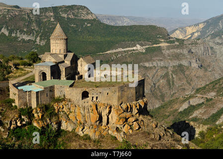 Tatev Kloster ist ein 9. Es ist eines der ältesten und berühmtesten Klosteranlagen in Armenien. Stockfoto