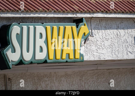 Gila Bend, Arizona - März 24, 2019: Unterzeichnen Sie oben für ein Subway sandwich Fastfood Restaurant Stockfoto