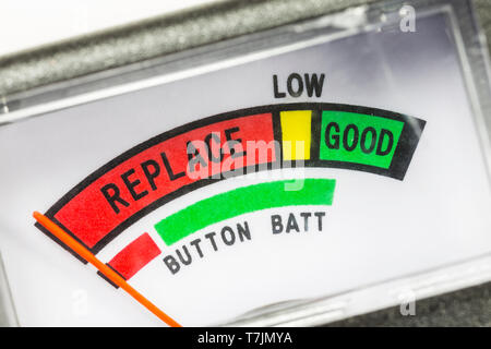 Batterie Tester Makro Nahaufnahme Detail der Nadel nach zu ersetzen. Stockfoto