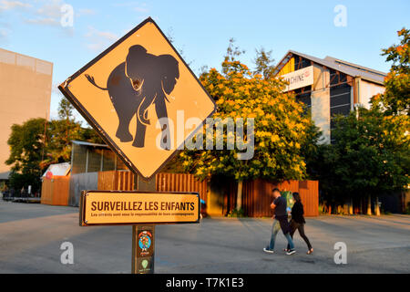 Ile de Nantes, Les Maschinen de l ' Ile (die Maschinen der Insel) in den Lagern der ehemaligen Werften, künstlerisches Projekt, konzipiert von Francois Delaroziere und Pierre Orefice, der Elefant, Automat, Nantes, Loire-Atlantique, Frankreich Stockfoto