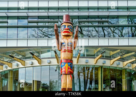 Coast Salish einladende Abbildung, Gordon Smith Gallery der kanadischen Kunst, North Vancouver, British Columbia, Kanada Stockfoto