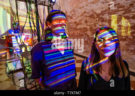 Venedig, Italien. 07 Mai, 2019. Time Machine von Pia MYrvoLD eine der er Stücke in die neu erstellte Giudecca Art District. Es ist ein Teil der Stadt Venedig 58th Biennale. Credit: Guy Bell/Alamy leben Nachrichten Stockfoto