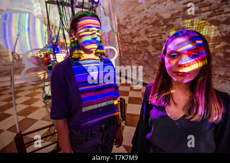 Venedig, Italien. 07 Mai, 2019. Time Machine von Pia MYrvoLD eine der er Stücke in die neu erstellte Giudecca Art District. Es ist ein Teil der Stadt Venedig 58th Biennale. Credit: Guy Bell/Alamy leben Nachrichten Stockfoto