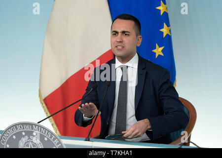 Rom, den 10. Januar 2019 Luigi Di Maio während der Pressekonferenz am Ende der Ministerrat Ph. © Luigi Mistrulli (Luigi Mistrulli/Fotogramma, Rom - 2019-01-08) p.s. La foto e 'utilizzabile nel rispetto del contesto in Cui e' Stata scattata, e senza intento diffamatorio del decoro delle Persone rappresentate Stockfoto