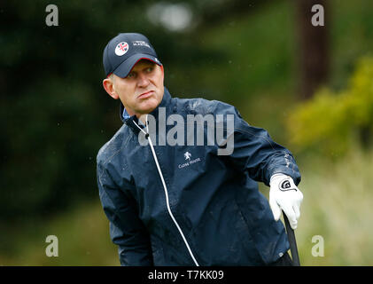 Hillside Golf Club, Southport, Großbritannien. 8. Mai, 2019. Betfred britischen Meister, bewirtet von Tommy Fleetwood, pro Tag; ITV und Radio Moderator Jeremy Kyle Credit: Aktion plus Sport/Alamy leben Nachrichten Stockfoto