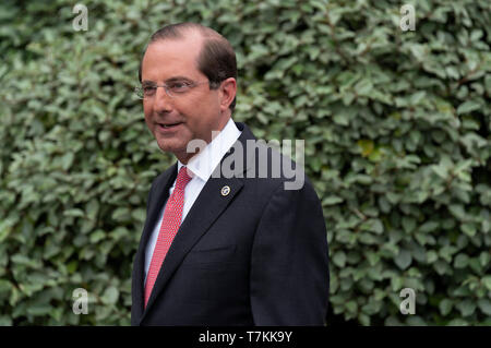Washington, Vereinigte Staaten von Amerika. 08 Mai, 2019. United States Minister für Gesundheit und Soziale Dienste (HHS), Alex Azar zu den Medien spricht im Weißen Haus in Washington, DC, 8. Mai 2019. Quelle: Chris Kleponis/CNP | Verwendung der weltweiten Kredit: dpa/Alamy leben Nachrichten Stockfoto