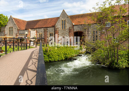 Die 18.. Jahrhundert Bishops Mill, die Maltings, Salisbury, Wiltshire, England, VEREINIGTES KÖNIGREICH Stockfoto