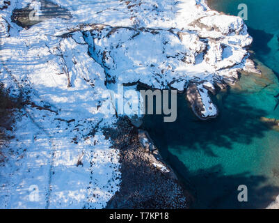 Luftaufnahme von Winter blaue Seen in Altai Gebirge Stockfoto