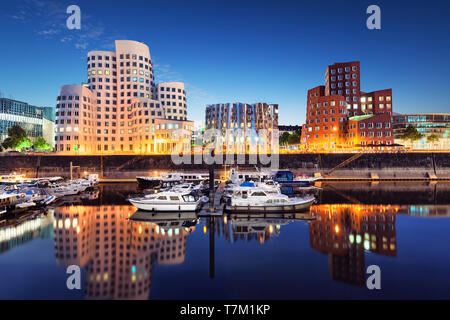 Düsseldorf zollhof Skyline Stockfoto