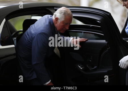 Berlin, Deutschland. 07 Mai, 2019. Bundeskanzlerin Angela Merkel begrüßt Charles, Prinz von Wales, und Camilla, Herzogin von Cornwall, im Innenhof des Bundeskanzleramts. Quelle: Simone Kuhlmey/Pacific Press/Alamy leben Nachrichten Stockfoto