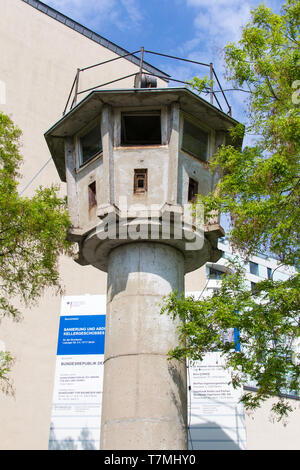 Ein ehemaliger DDR-Wachturm Stockfoto