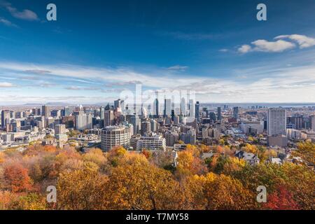 Kanada, Quebec, Montreal, erhöhten City Skyline von Mount Royal, Herbst Stockfoto