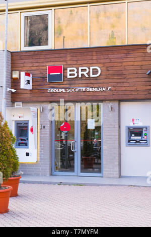 Sinaia, Rumänien - März 09, 2019: 'BRD'-Gruppe Societe Generale - Rumänische Bank Filiale Eingang und ATM in Sinaia, Prahova, Rumänien. Stockfoto