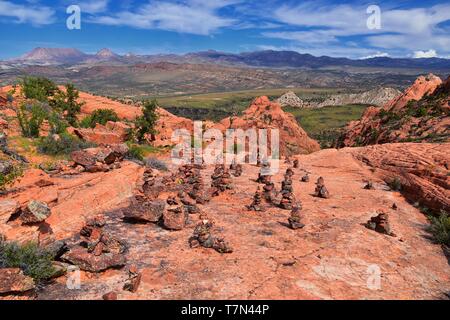 Blick von der unteren Sand Cove trail auf den Vortex Formation, der von Snow Canyon State Park in der Red Cliffs National Conservation Area, von gunlock und S Stockfoto