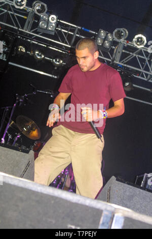 Dryden Mitchell in Alien Ant Farm bei Radio 1 Abend Session Bühne, Reading Festival 2001. Reading, England, Großbritannien Stockfoto