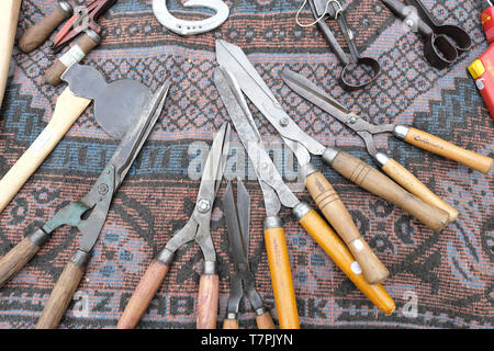 Gebrauchte gebrauchte Werkzeuge für Verkauf an den Flohmarkt UK 2019 Stockfoto