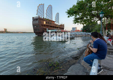 HO CHI MINH, VIETNAM - Februar 2019; den Saigon River Stockfoto