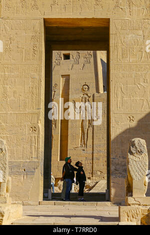 Der Tempel von Philae, ein ägyptischer Tempel Komplex auf der Insel Agilkia, hinter dem Aswan Dam und Lake Nasser, Ägypten, Nordafrika Stockfoto