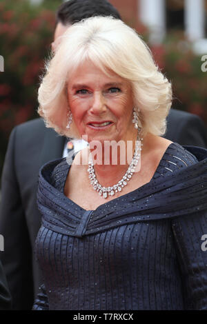 Olivier Awards 2019 in der Royal Albert Hall - Ankunft mit: SEINE KÖNIGLICHE HOHEIT Herzogin von Cornwall, Camilla Parker Bowles, Wo: London, Vereinigtes Königreich, wenn: 07 Apr 2019 Credit: Lia Toby/WENN.com gehalten Stockfoto