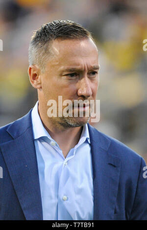 Ohio, USA. 08 Mai, 2019. Columbus Crew SC Haupttrainer Kaleb Porter in der ersten Hälfte der Partie zwischen Los Angeles Galaxy und Columbus Crew SC an MAPFRE Stadium, in Columbus, OH. Pflichtfeld Foto: Dorn Byg/Cal Sport Media. Los Angeles Galaxy 0 - Columbus Crew SC 1 Credit: Cal Sport Media/Alamy leben Nachrichten Stockfoto