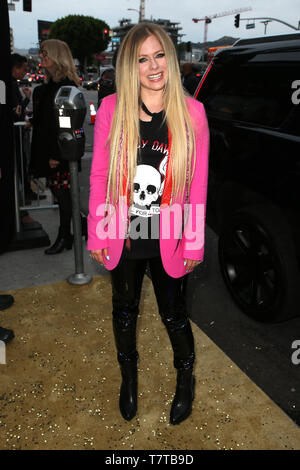 Hollywood, Kalifornien, USA. 8. Mai, 2019. Avril Lavigne bei der Premiere von Dem Trubel im Cinerama Dome an der Archlight in Hollywood, Kalifornien am 8. Mai 2019. Credit: Faye Sadou/Medien Punch/Alamy leben Nachrichten Stockfoto