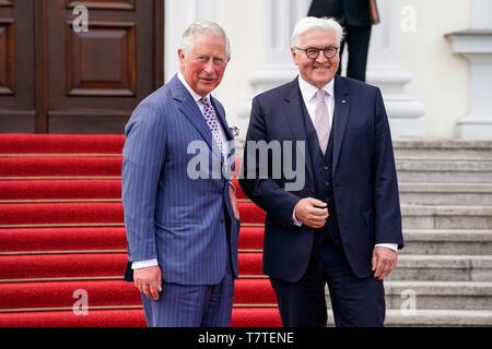 Berlin, Deutschland. 07 Mai, 2019. 07.05.2019, Berlin, Charles Philip Arthur George, Prinz von Wales (Prinz von Wales) und Herzog von Cornwall (Herzog von Cornwall), Prinz Charles für kurze im Schloss Bellevue. Prinz Charles ist der Thronfolger des Vereinigten Königreichs. Er ist der älteste Sohn von Königin Elizabeth II. und Prinz Philip. Ankunft der königlichen Besuch mit Empfang des Bundespräsidenten Dr. Frank-Walter Steinmeier. | Verwendung der weltweiten Kredit: dpa/Alamy leben Nachrichten Stockfoto