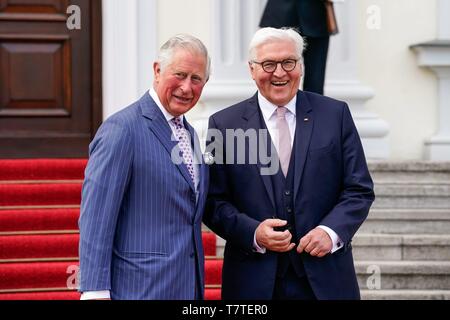 Berlin, Deutschland. 07 Mai, 2019. 07.05.2019, Berlin, Charles Philip Arthur George, Prinz von Wales (Prinz von Wales) und Herzog von Cornwall (Herzog von Cornwall), Prinz Charles für kurze im Schloss Bellevue. Prinz Charles ist der Thronfolger des Vereinigten Königreichs. Er ist der älteste Sohn von Königin Elizabeth II. und Prinz Philip. Ankunft der königlichen Besuch mit Empfang des Bundespräsidenten Dr. Frank-Walter Steinmeier. | Verwendung der weltweiten Kredit: dpa/Alamy leben Nachrichten Stockfoto