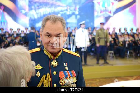 Moskau, Russland. 09 Mai, 2019. Russische Verteidigungsminister Sergej Shoigu bei einem Empfang anlässlich des 74. Jahrestages zum Ende des Zweiten Weltkrieges im Kreml Mai 9, 2019 in Moskau, Russland. Credit: Planetpix/Alamy leben Nachrichten Stockfoto