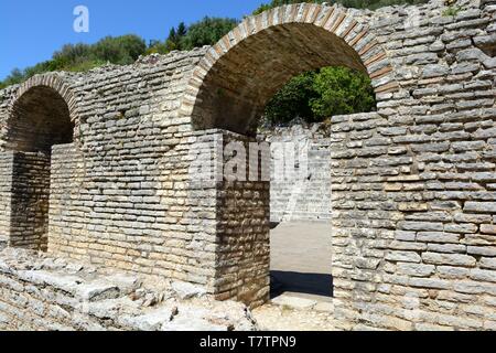 Römischen Bögen bei Butrint archäologischen Ruinen der antiken römischen Stadt Unesco Weltkulturerbe Albanien Stockfoto