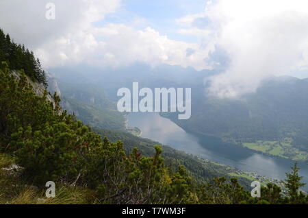 Blick auf den See Grundl im Salzkammergut in Österreich Stockfoto