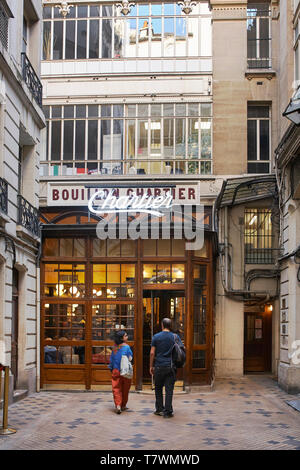 Frankreich, Paris, Eingang von Bouillon Chartier Restaurant im 7 Straße Faubourg Montmartre Stockfoto