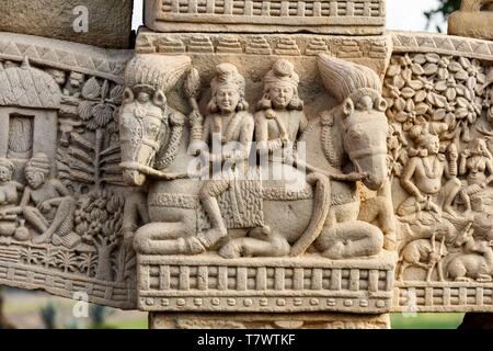 Indien, Madhya Pradesh, Sanchi, bouddhist Denkmälern zum Weltkulturerbe der UNESCO, große Stupa Tür geschnitzt Stockfoto