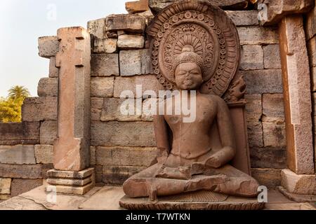 Indien, Madhya Pradesh, Sanchi, bouddhist Denkmälern zum Weltkulturerbe der UNESCO, sitzender Buddha Statue Stockfoto